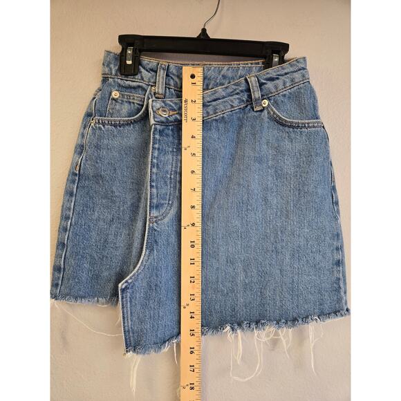 Topshop MOTO Asymmetrical Raw Hem Denim Mini Skirt Blue High Waist Size 0 - Picture 6 of 10